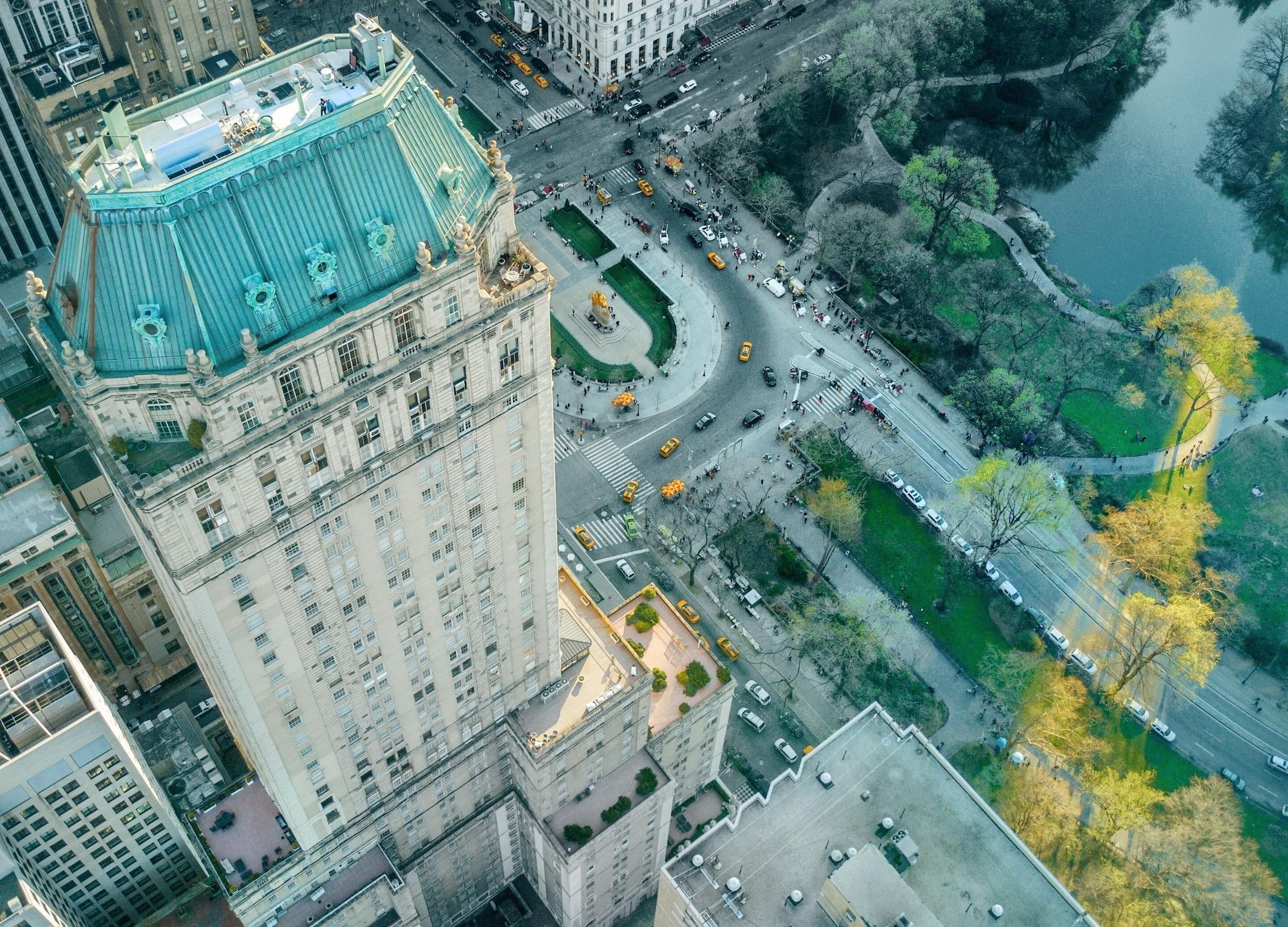 The Pierre, A Taj Hotel, New York Exterior photo